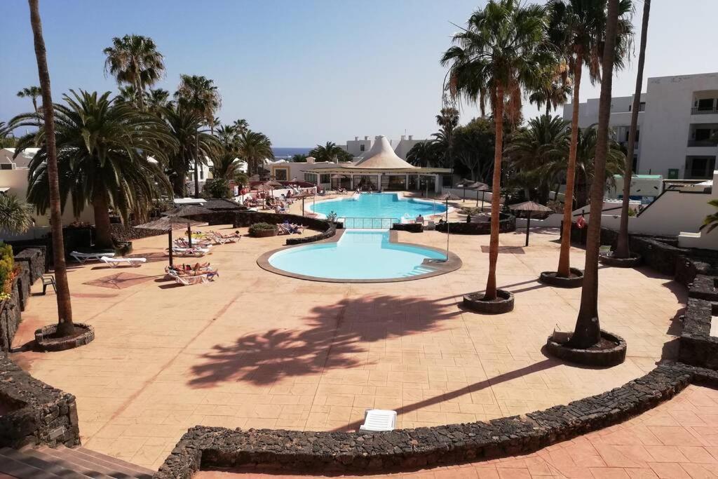Apartamento LINA 25 PLAYA ROCA Costa Teguise Exterior foto