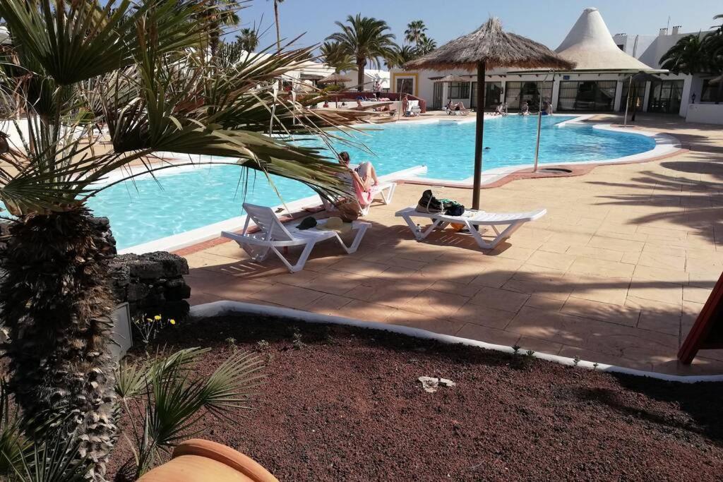 Apartamento LINA 25 PLAYA ROCA Costa Teguise Exterior foto