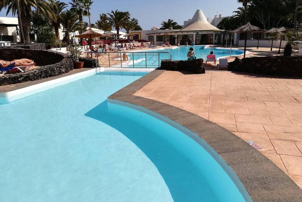 Apartamento LINA 25 PLAYA ROCA Costa Teguise Exterior foto